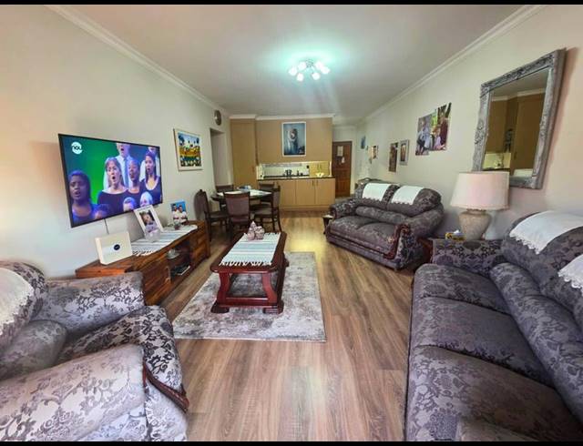 2 BEDROOM APARTMENT FOR SALE IN NORTON'S HOME ESTATE